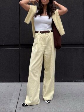 LIONESS High-Waist Wide-Leg Cream Trousers - Classic Tailored Fit